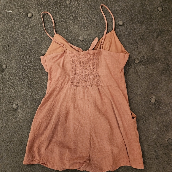 Linen Romper - Picture 3 of 3